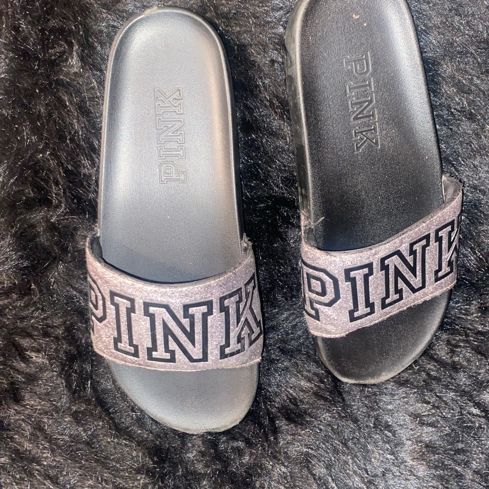 Victoria’s Secret slides still where able